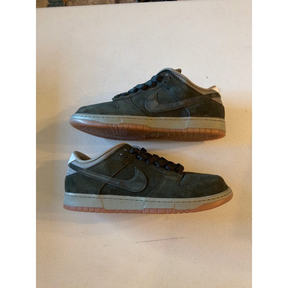 Nike SB Dunk Low Sequoia Medium Olive Size 13 #3054